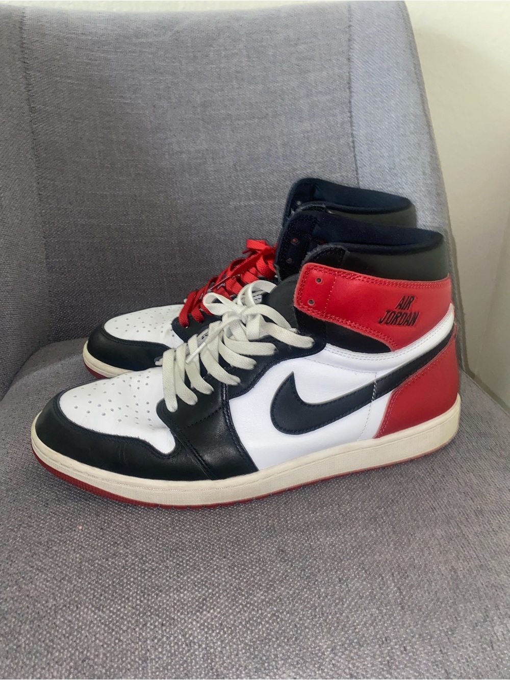 Air jordan 1 black toe reimagined